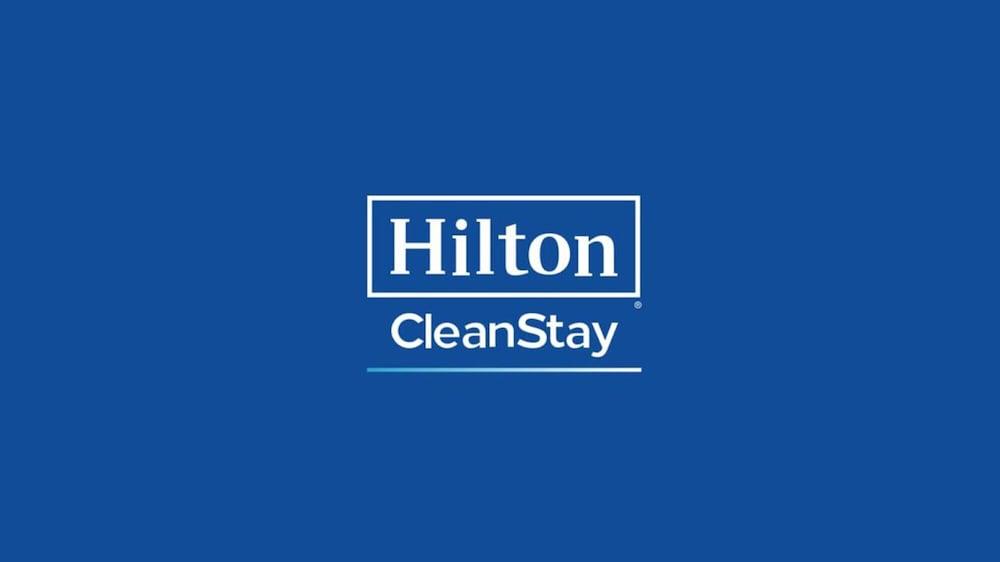 Hotel Hampton & 3*